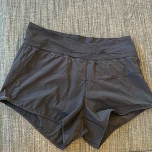 Lululemon shorts size 8